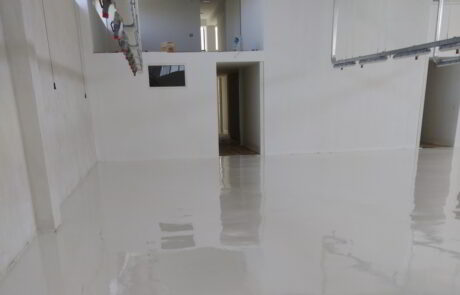 Βιομηχανική, αντιστατική, αντιβακτηριδιακή εφαρμογή εποξειδικού δαπέδου