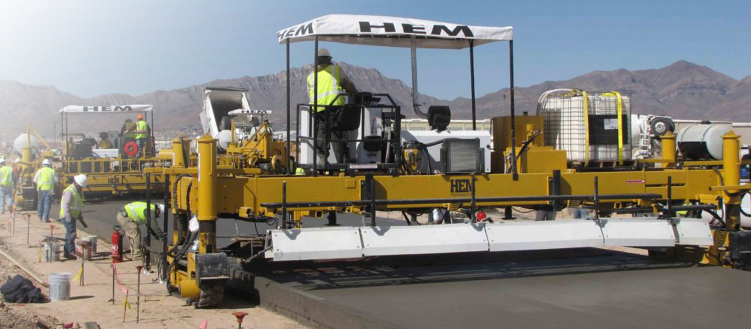 Μηχανήματα Πλακόστρωσης Σκυροδέματος HEM