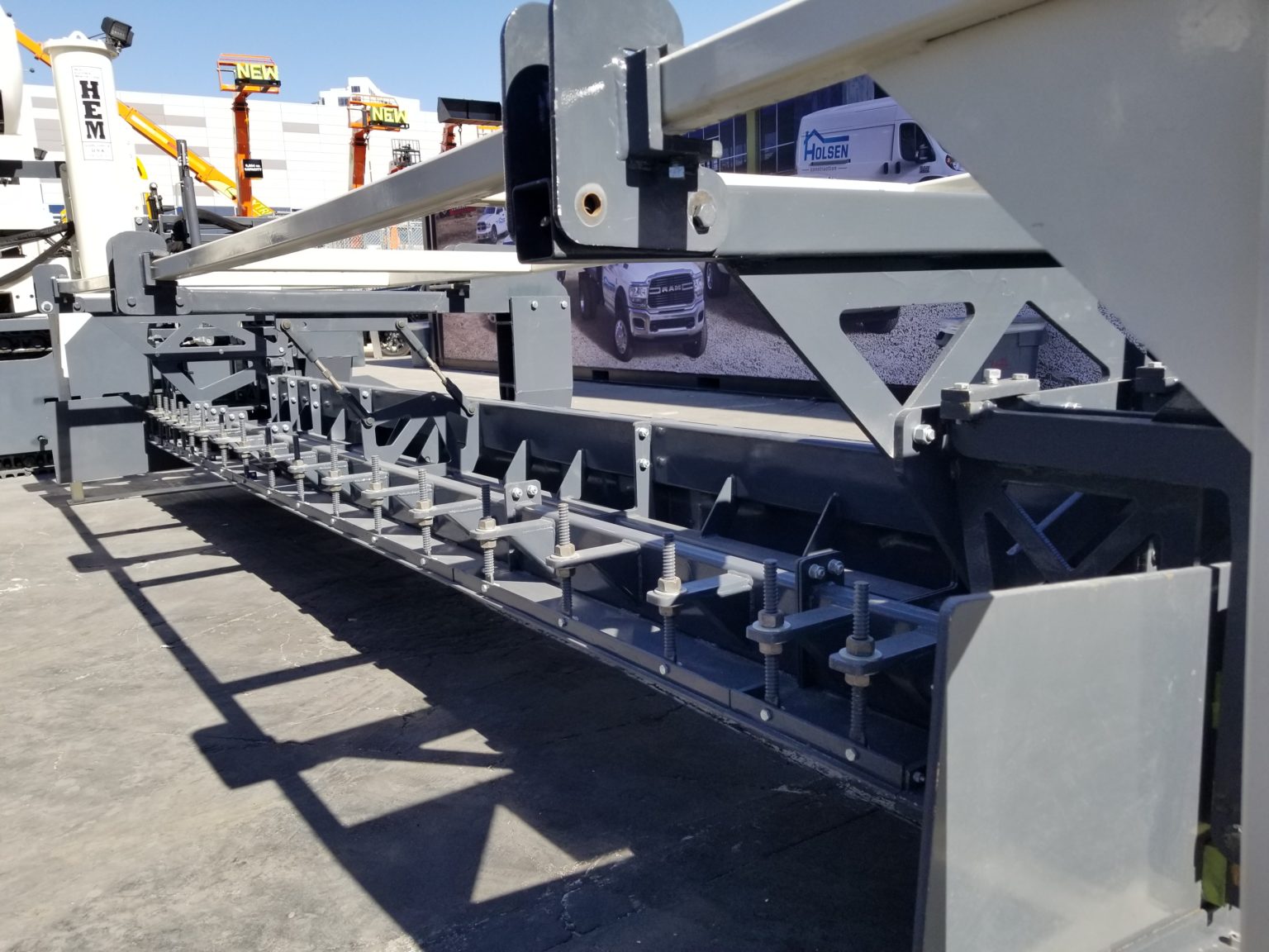 Διαστρωτήρας σκυροδέματος ολισθένοντος ξυλότυπου